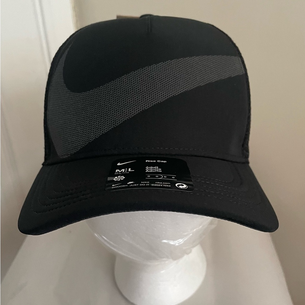 Nike Rise Dri-Fit Trucker Cap Size M/L - Picture 2 of 5